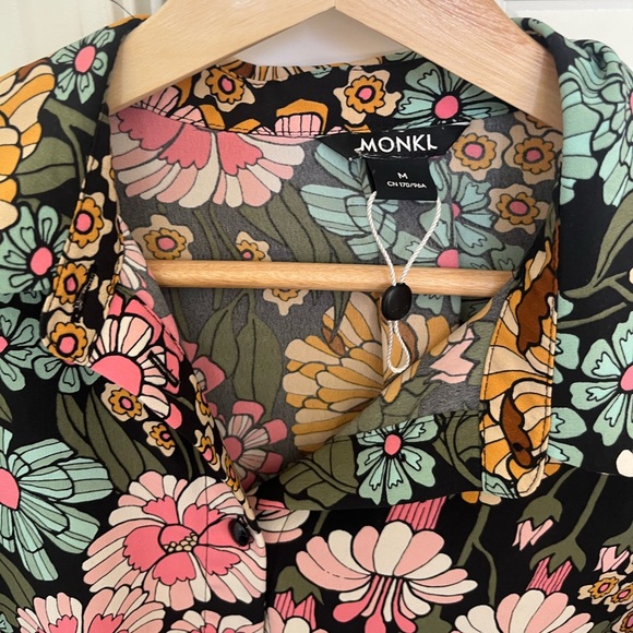 Flowery Monki button down - Picture 2 of 2